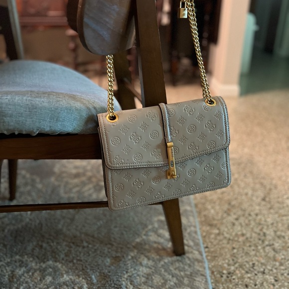 Calvin Klein shoulder/crossbody handbag. Gray with gold hardware. Used once. - Picture 6 of 6